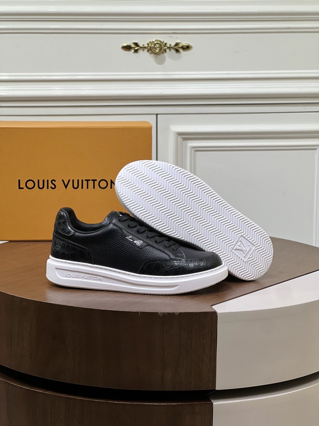 Louis Vuitton Black Low-Top Sneakers